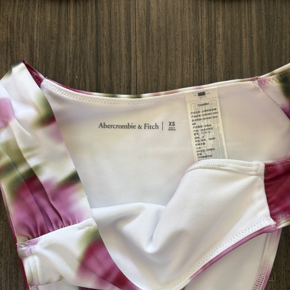 Abercrombie Ruched Underwire Matching Bikini Top and Bottoms Pink Green XS - Picture 5 of 7